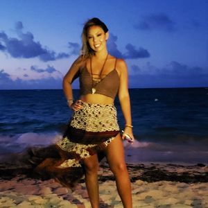 Meet your Posher, Noemi